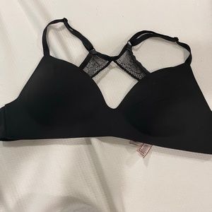 Victoria secrets wireless halter bra